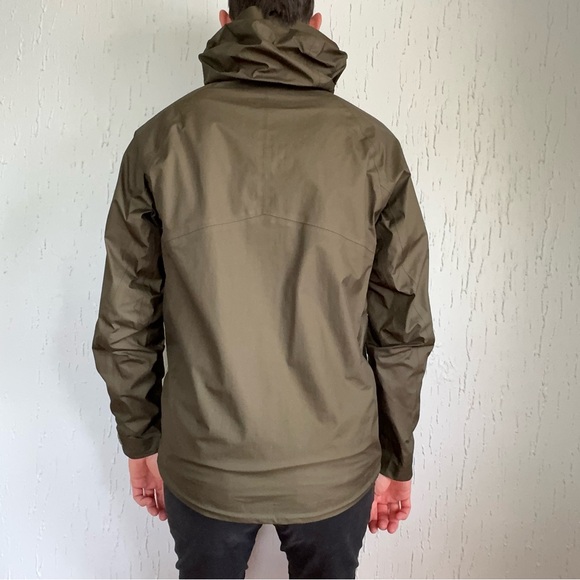 REI Co-Op Men’s Waterproof Rain Shell Small Olive - Picture 2 of 7